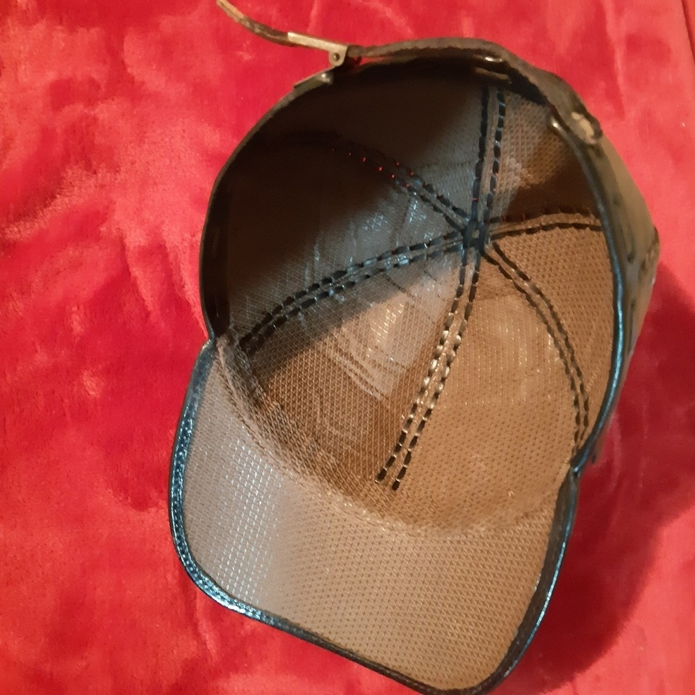 Lether caps - Picture 4 of 5